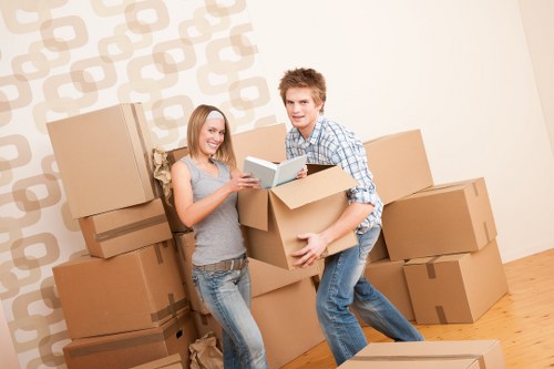 Efficient Soho removal van for residential and commercial transport